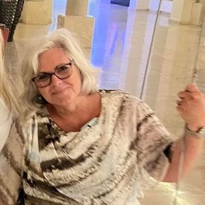 Meet your Posher, Donna